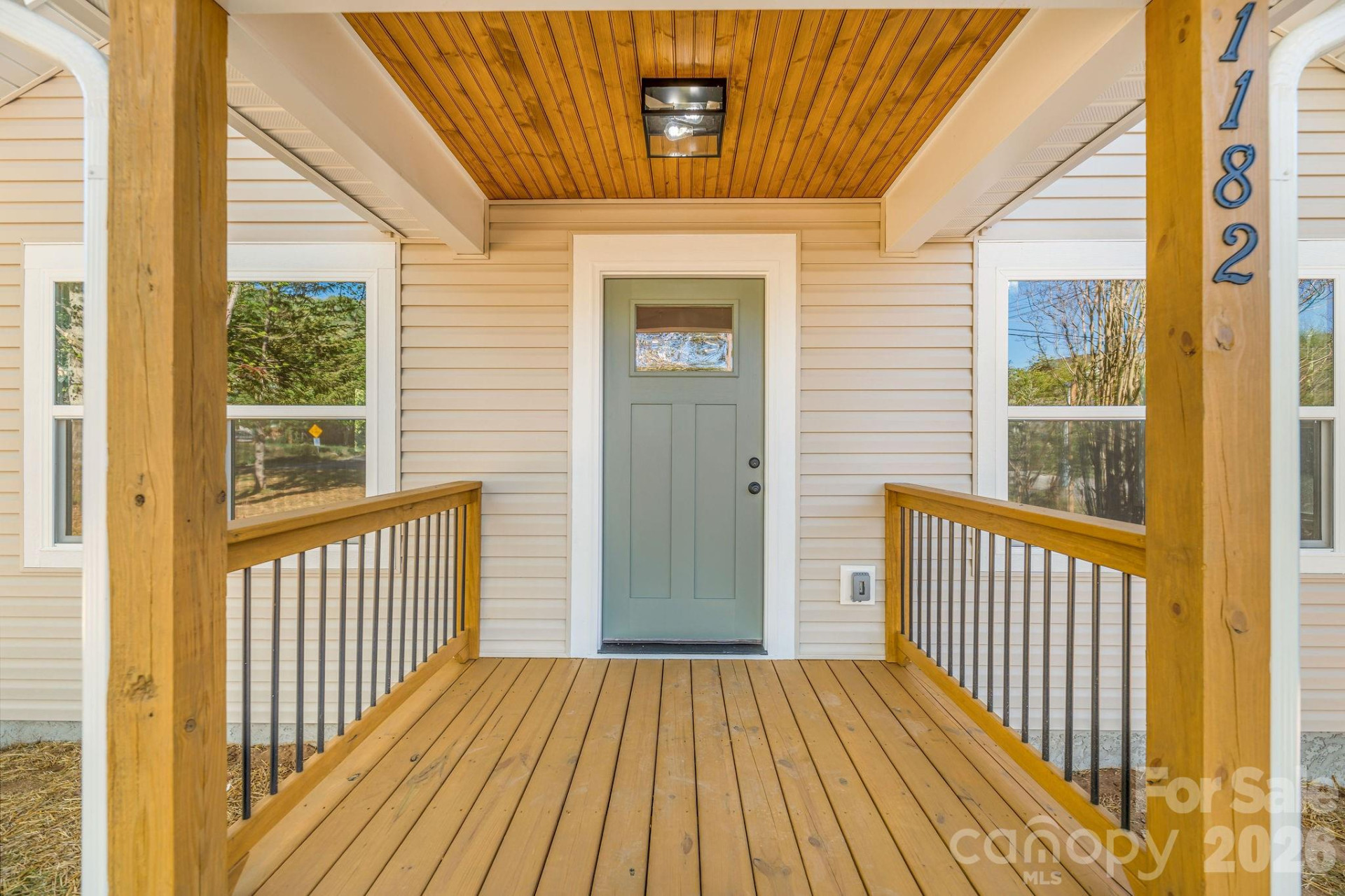 1182 Crabtree Road - Photo 2