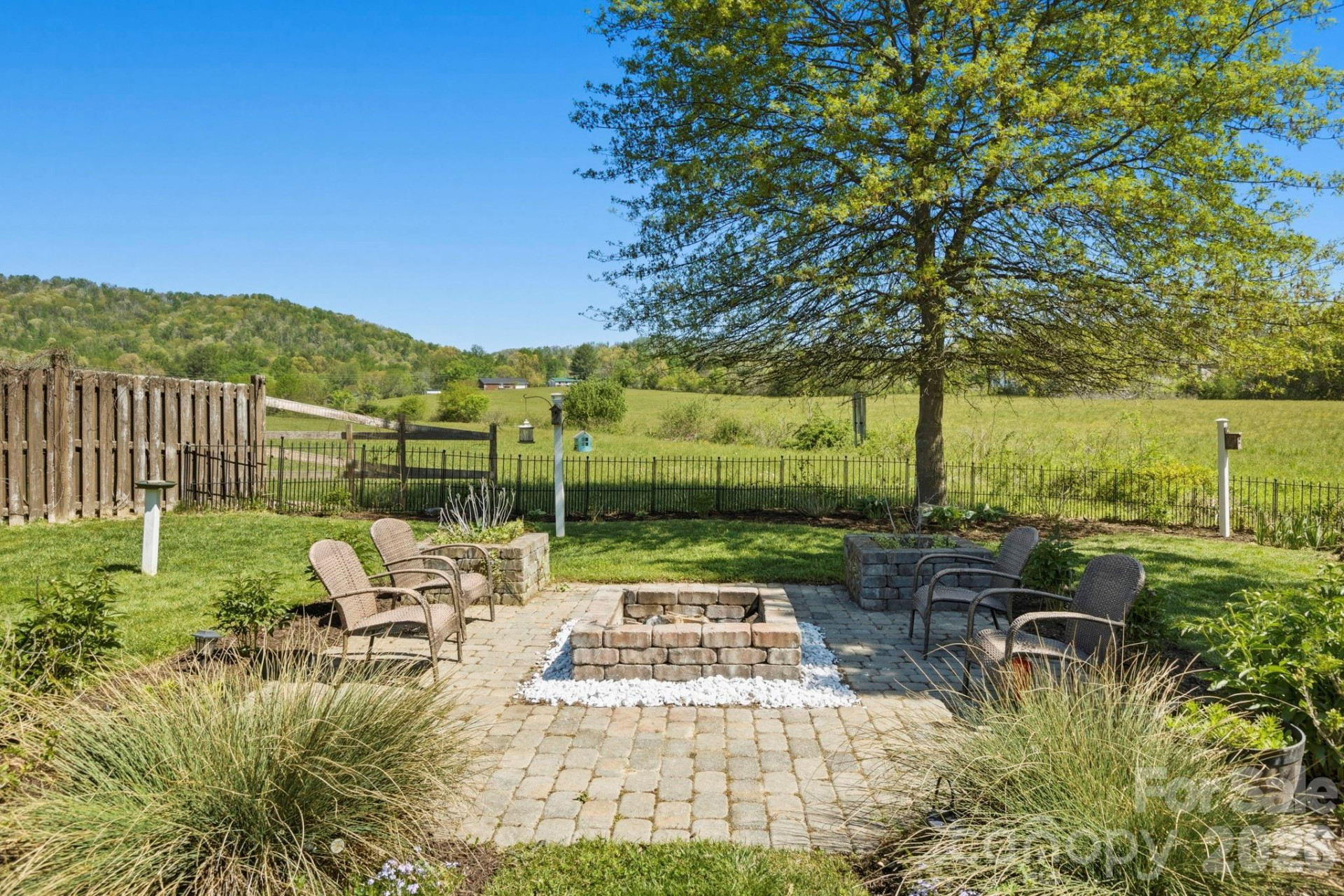 497 English Oak Road - Photo 38