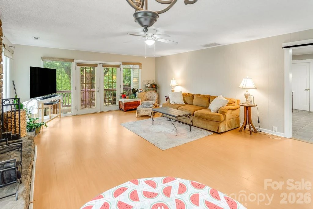 3 Odie Lane - Photo 3
