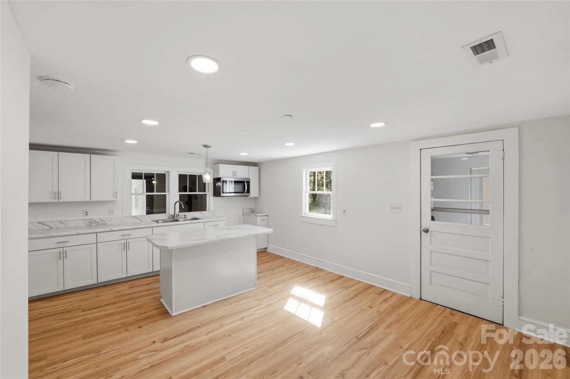 2231 Claremont Road - Photo 14