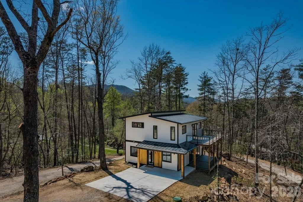 85 Elrod Drive