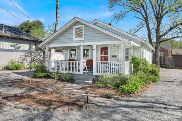 46 Oaklawn Avenue