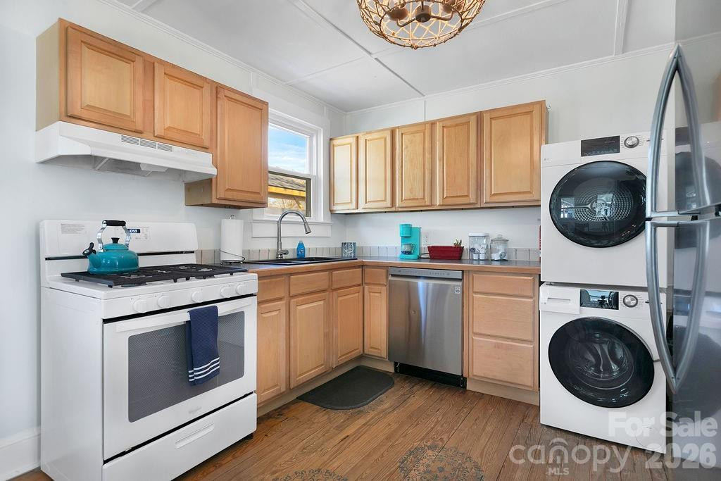 46 Oaklawn Avenue - Photo 11