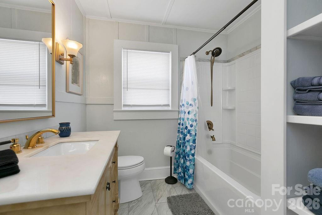 46 Oaklawn Avenue - Photo 18