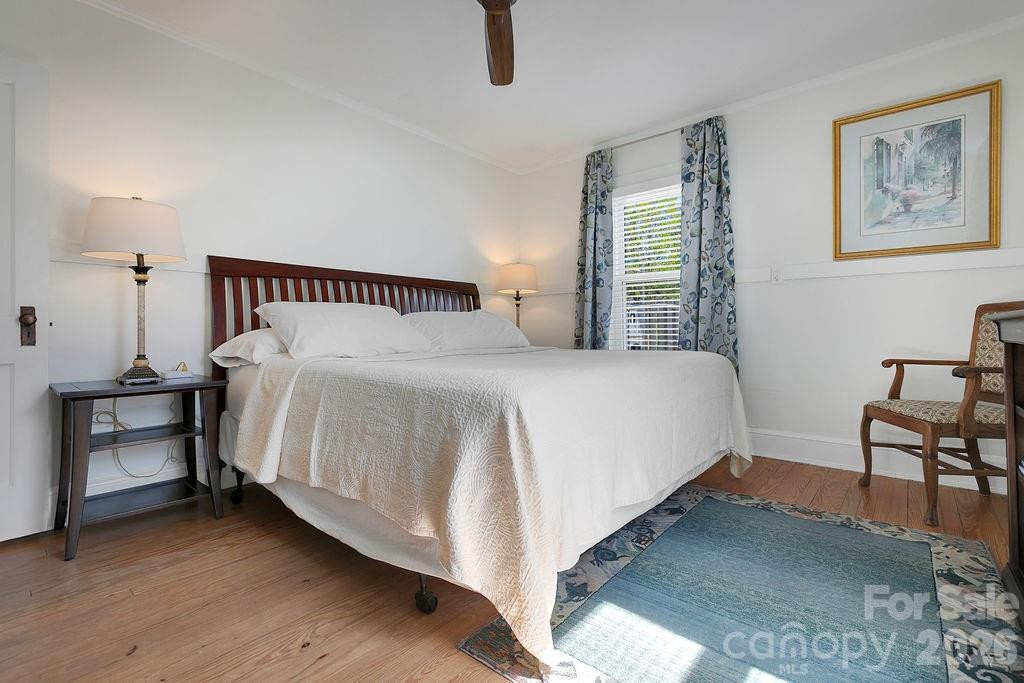 46 Oaklawn Avenue - Photo 19