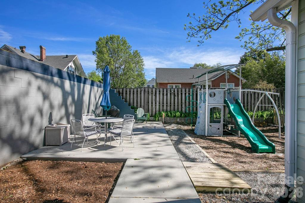 46 Oaklawn Avenue - Photo 23