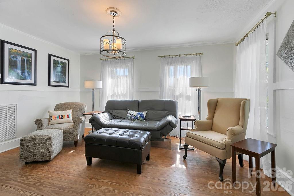 46 Oaklawn Avenue - Photo 5