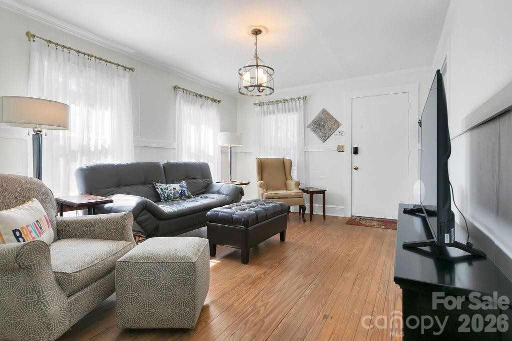 46 Oaklawn Avenue - Photo 7