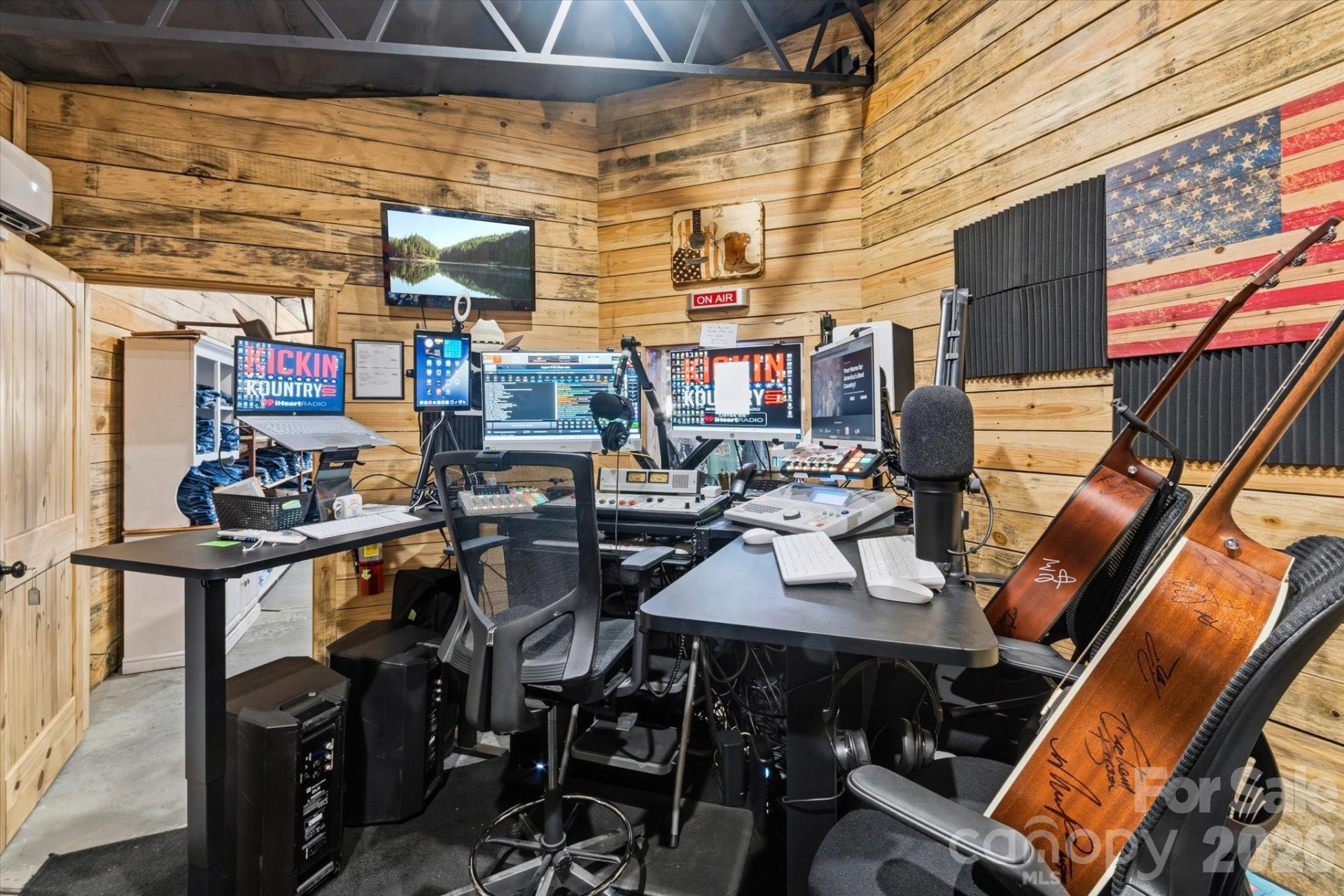 1380 Main Street - Photo 15