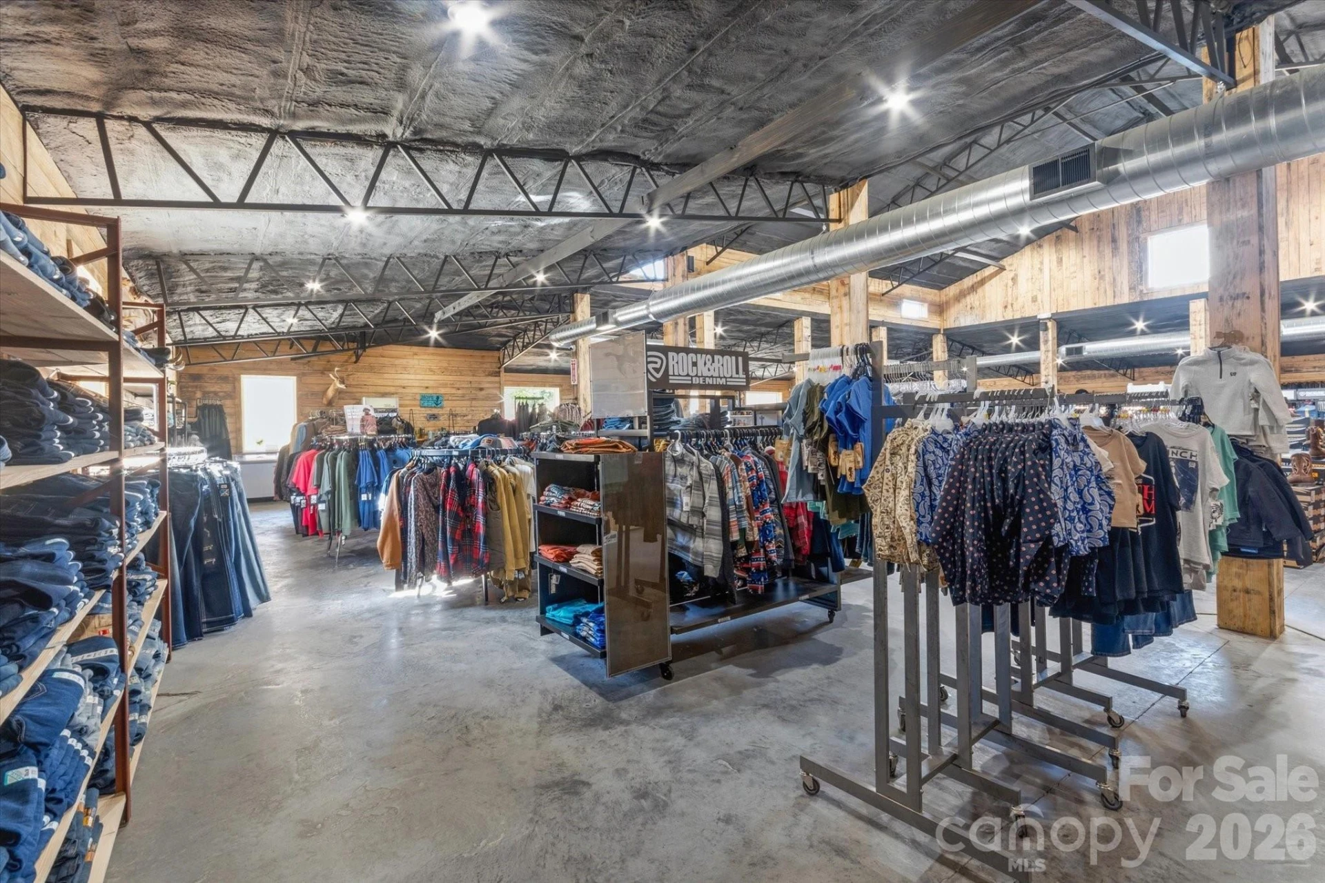 1380 Main Street - Photo 3