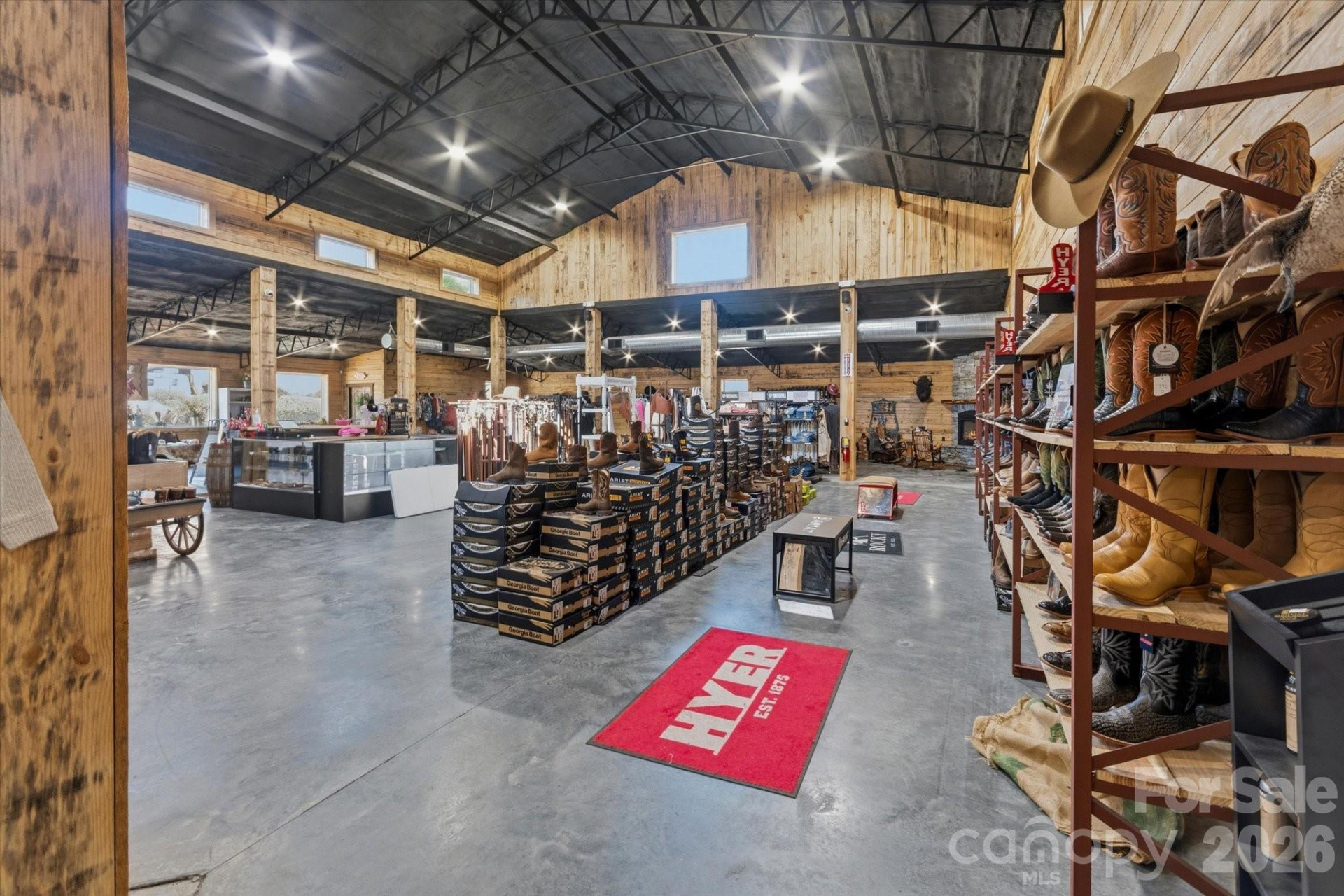 1380 Main Street - Photo 4