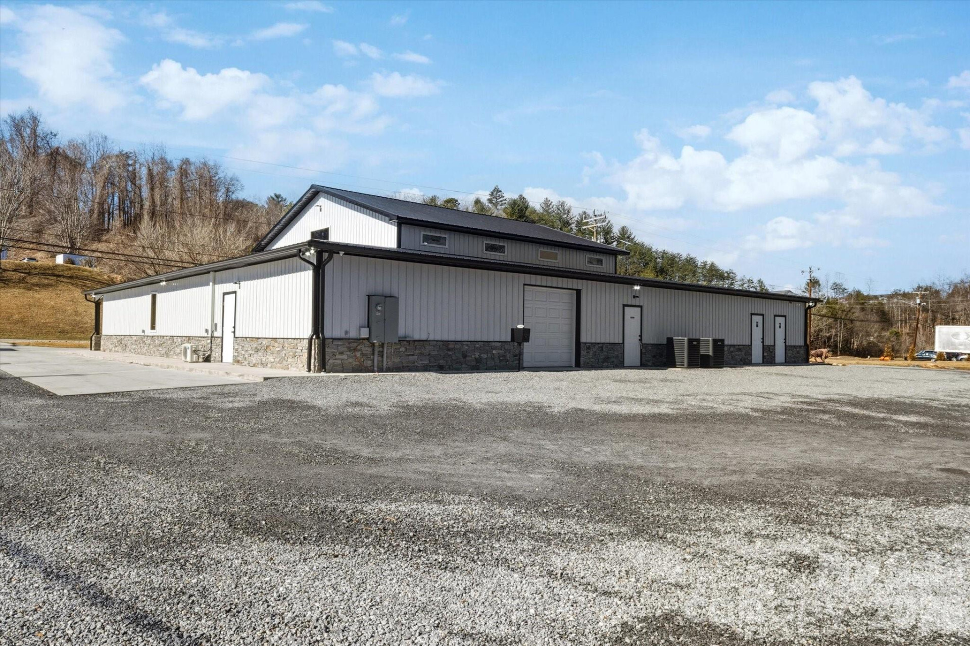 1380 Main Street - Photo 36