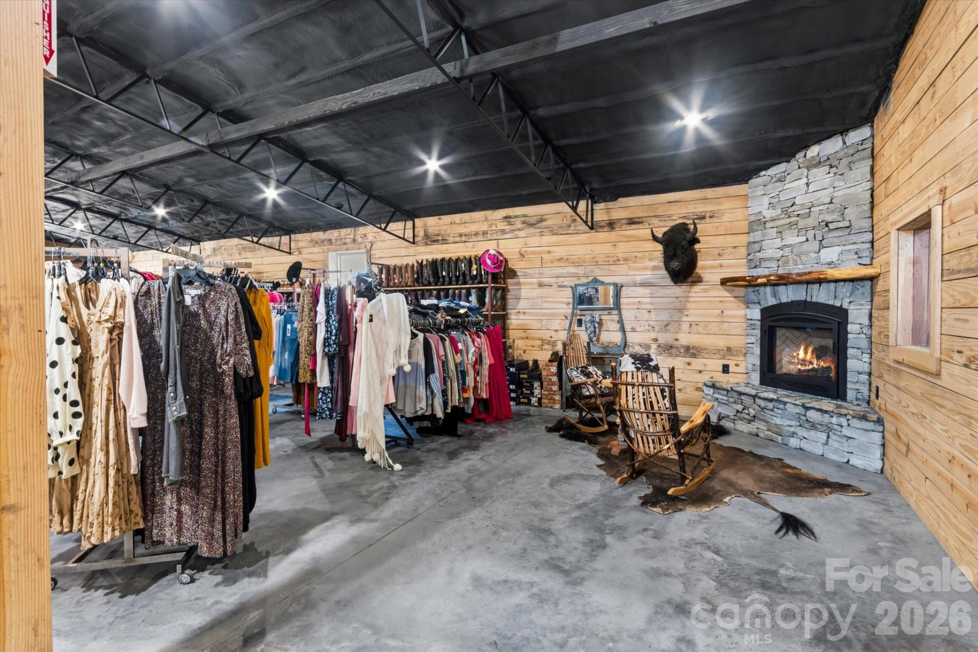 1380 Main Street - Photo 5