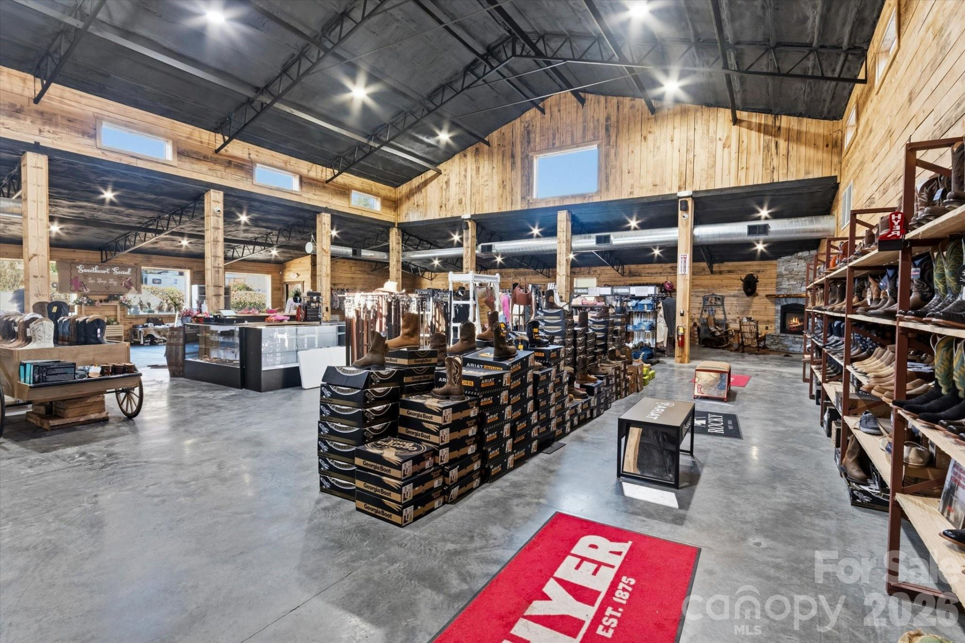 1380 Main Street - Photo 10