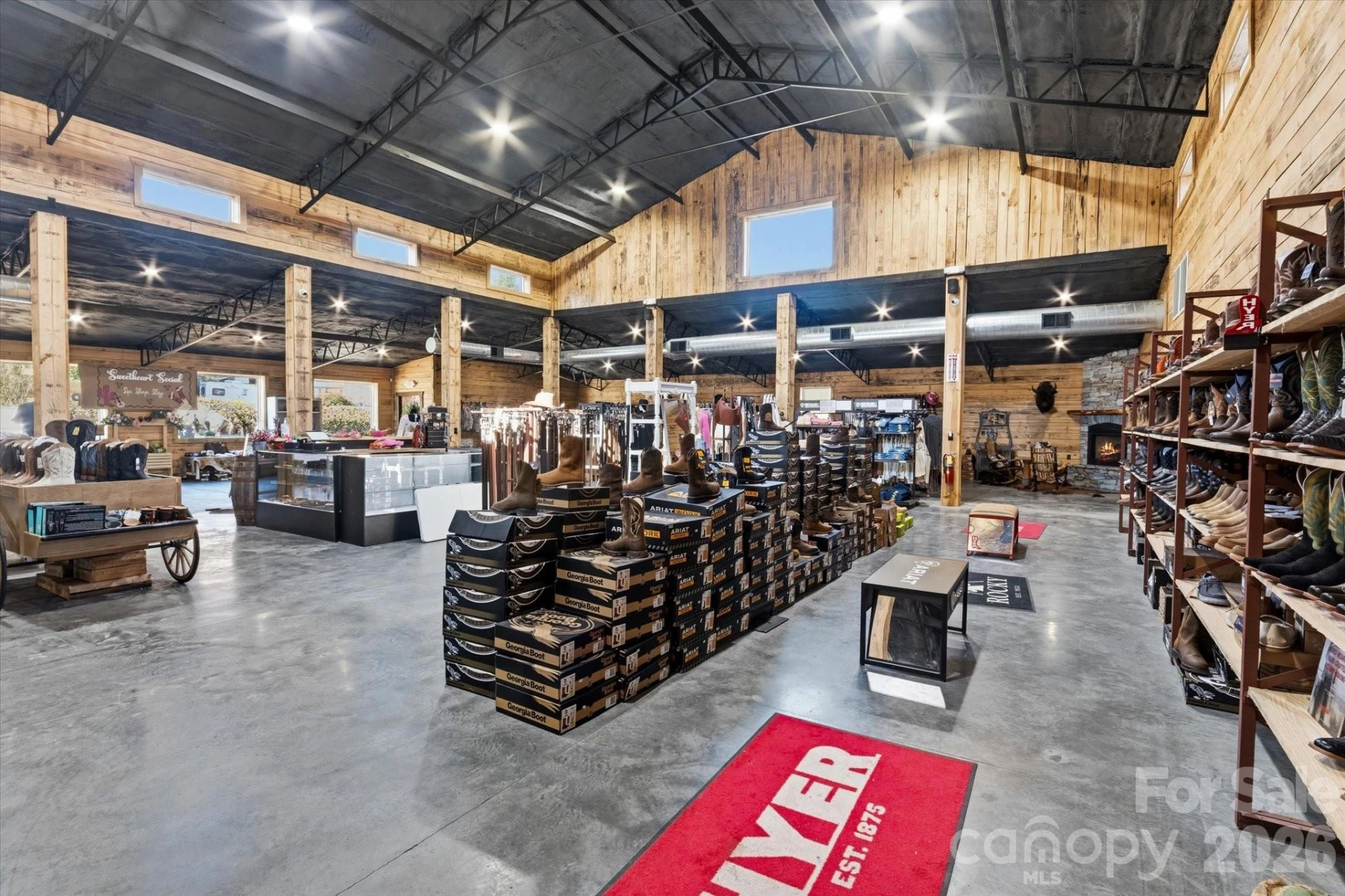 1380 Main Street - Photo 10