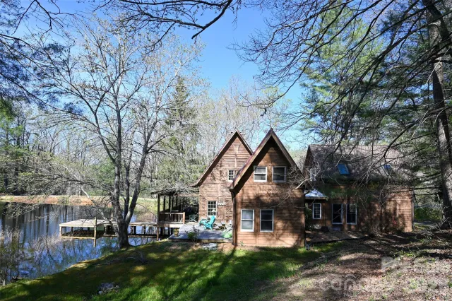 24 Wood Lake Drive