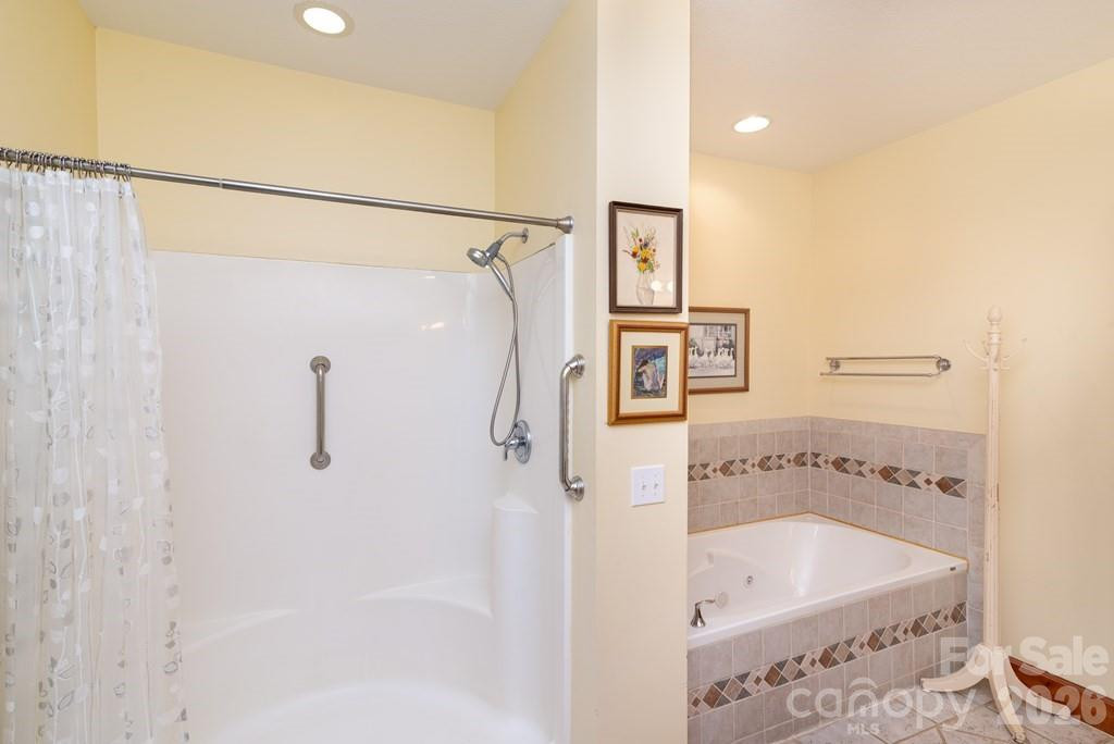 241 Crocus Lane - Photo 13