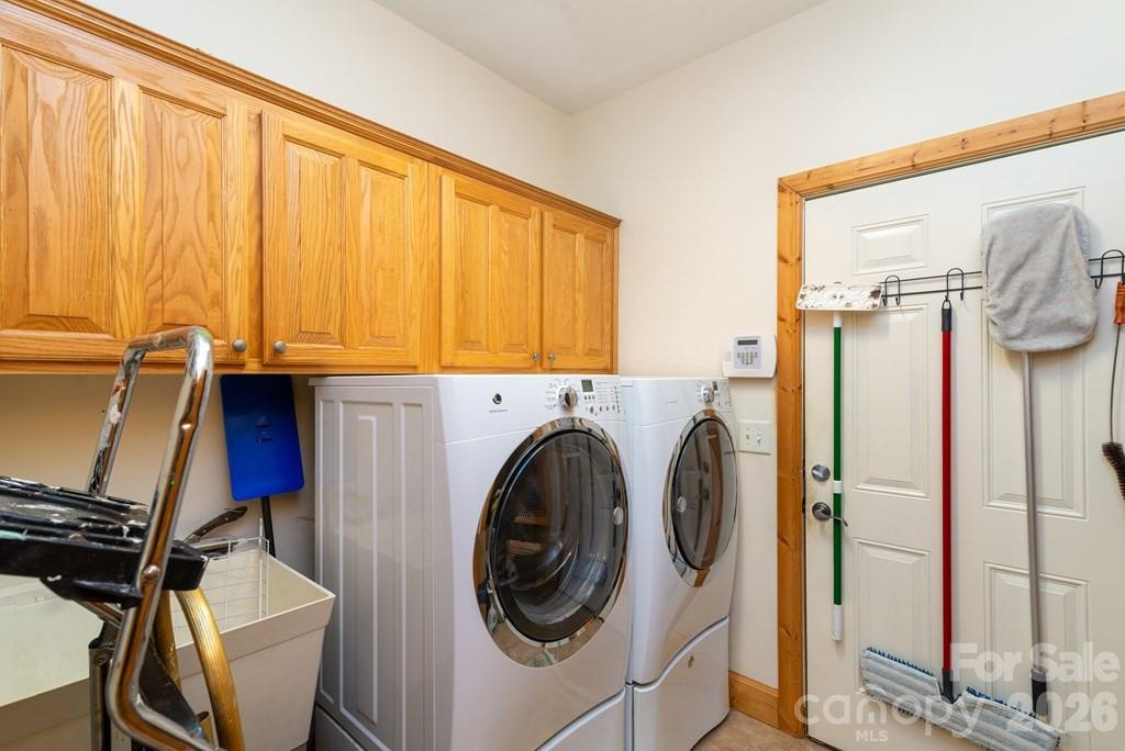 241 Crocus Lane - Photo 17