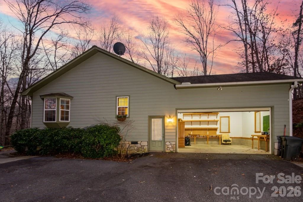 241 Crocus Lane - Photo 19