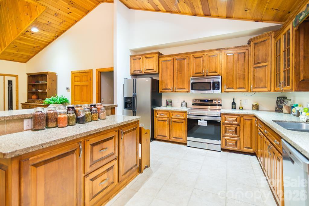 241 Crocus Lane - Photo 5