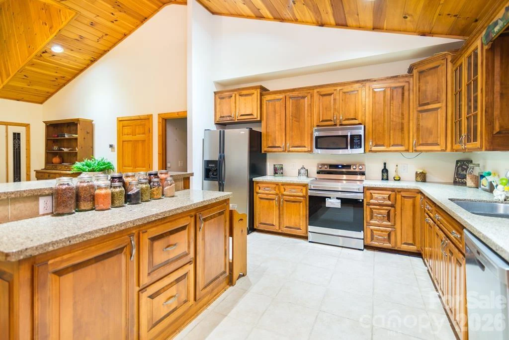 241 Crocus Lane - Photo 5