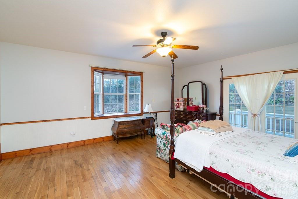 241 Crocus Lane - Photo 10