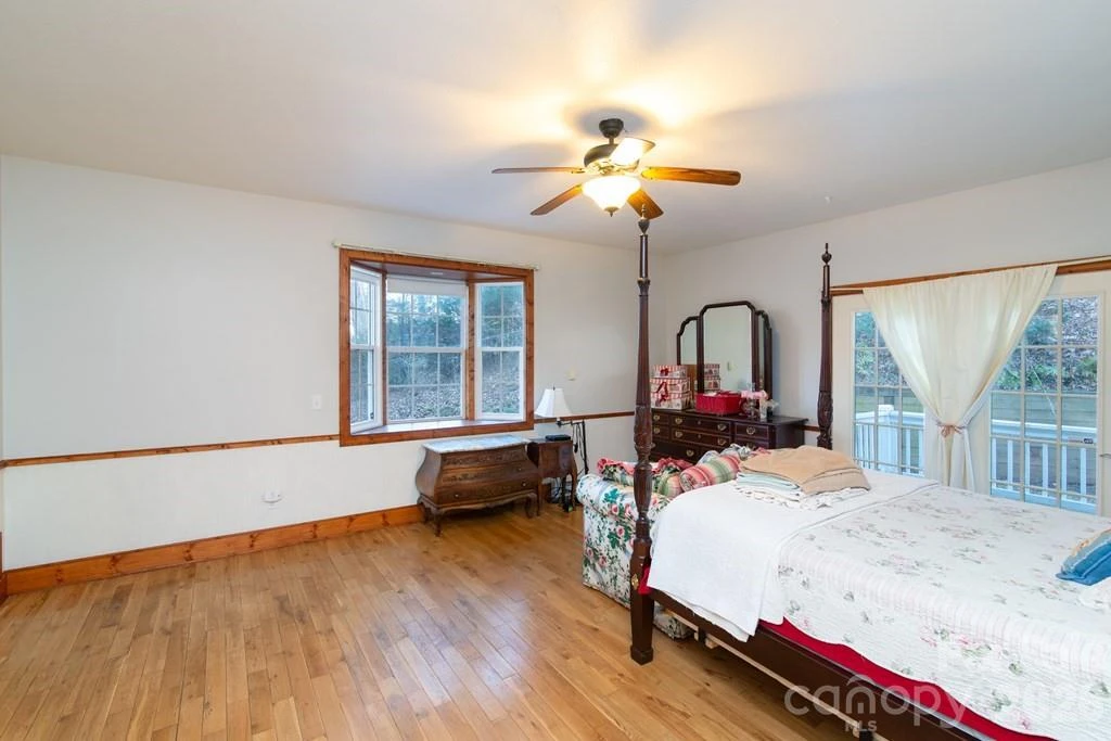 241 Crocus Lane - Photo 10