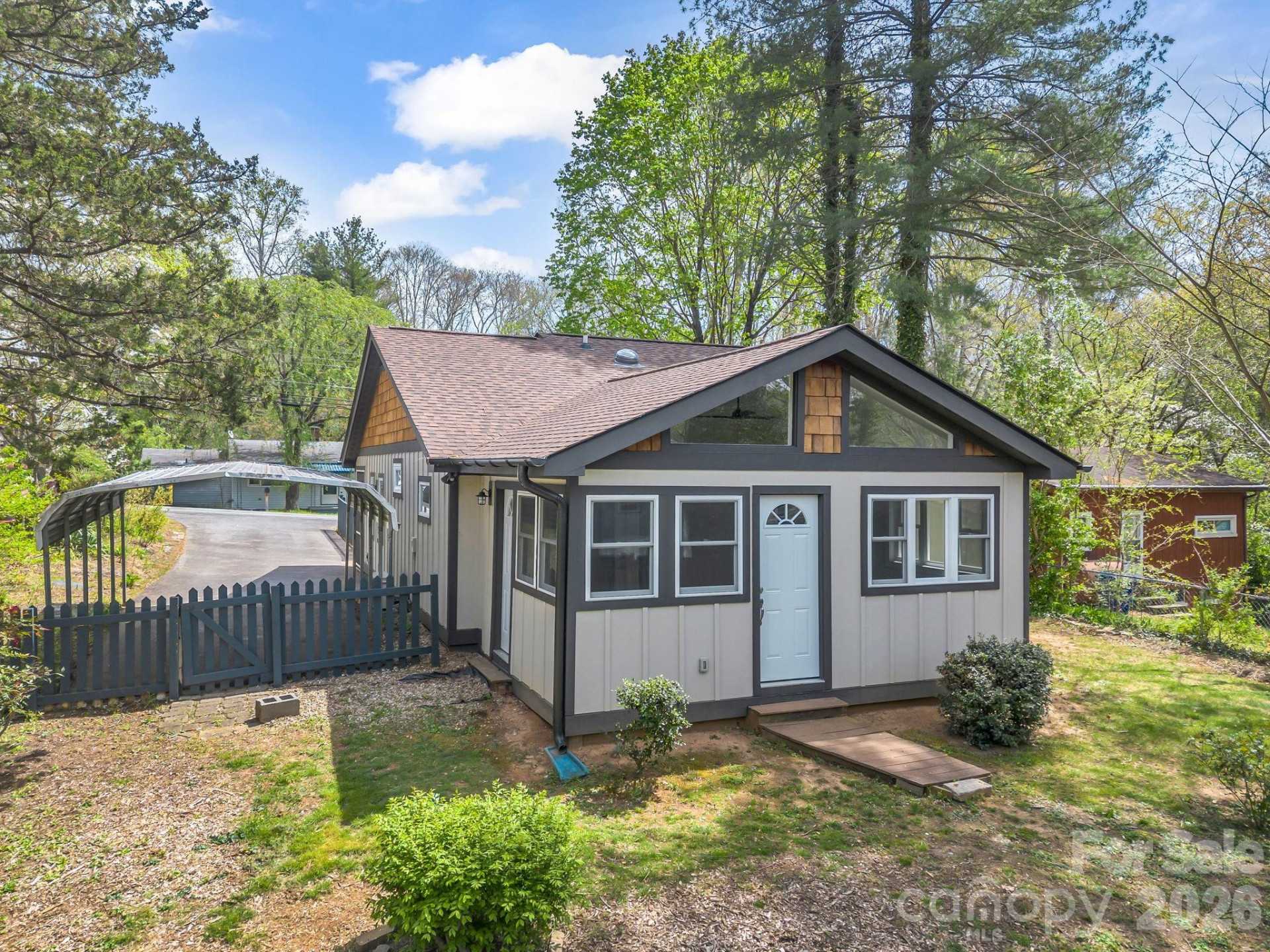 605 Rhododendron Avenue - Photo 4