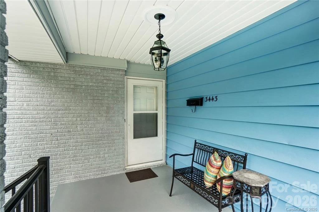 3443 Airlie Street - Photo 6