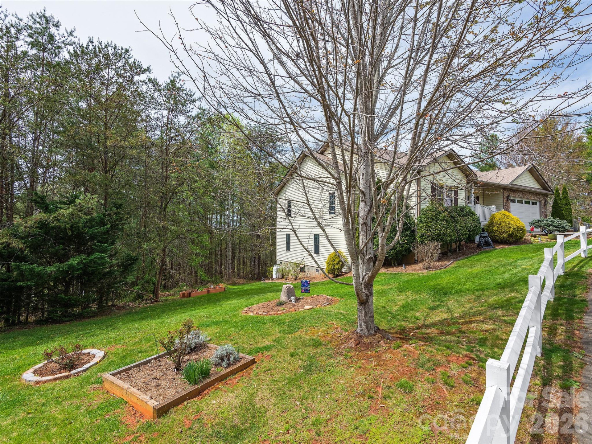 26 Lancaster Lane - Photo 3