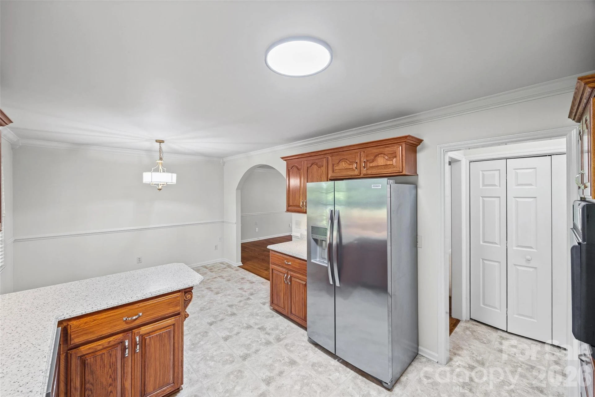 4307 Edgeland Road - Photo 17