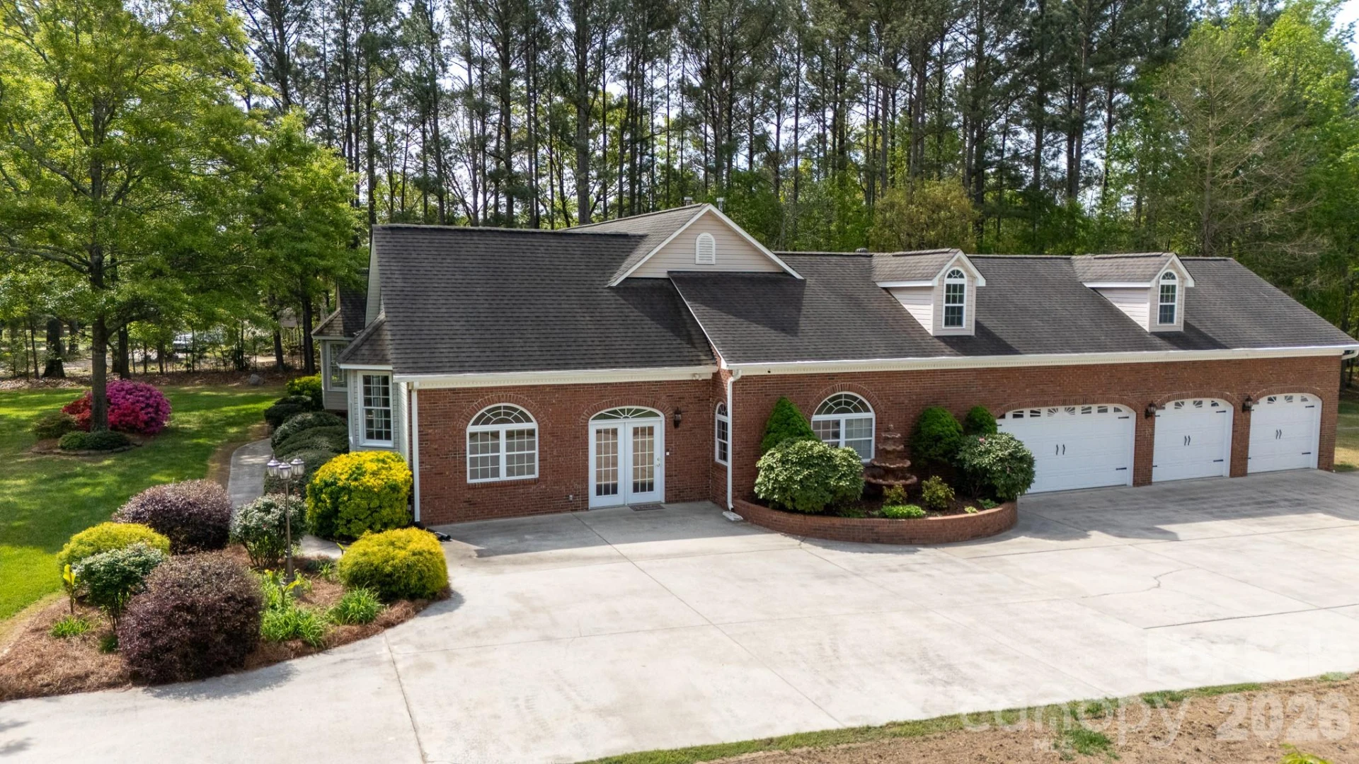 4307 Edgeland Road - Photo 4