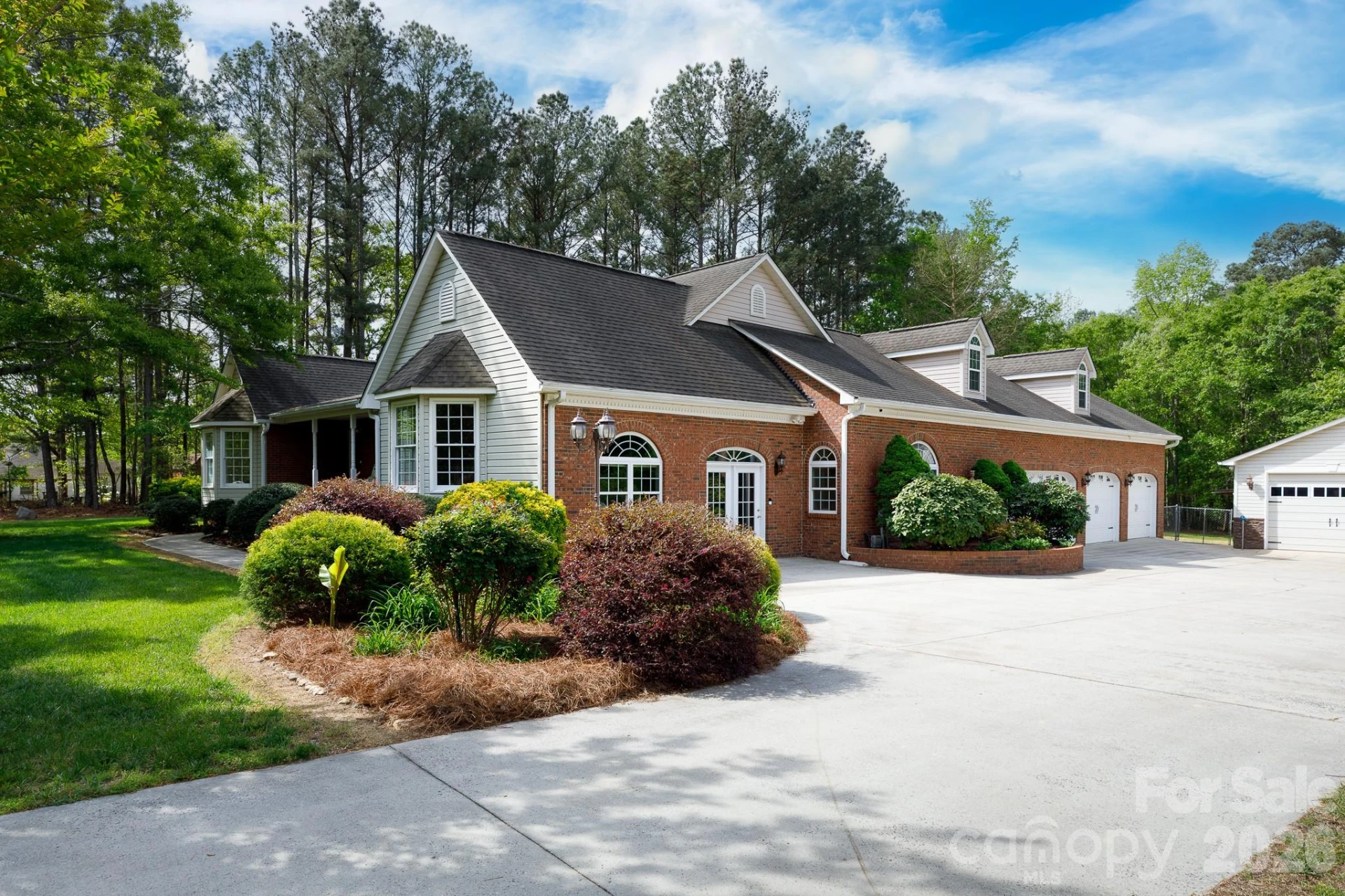 4307 Edgeland Road - Photo 7