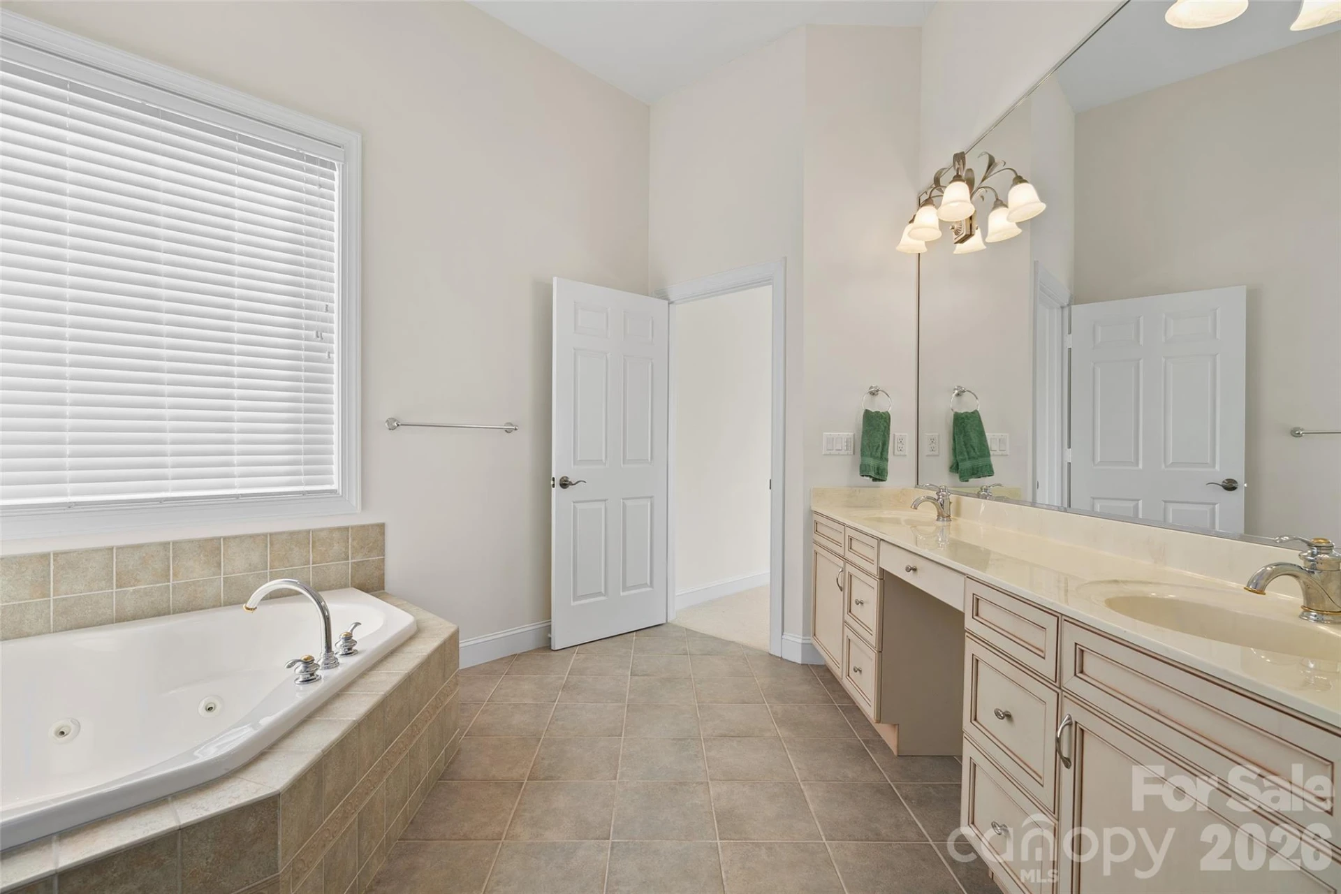 134 Augusta Circle - Photo 19