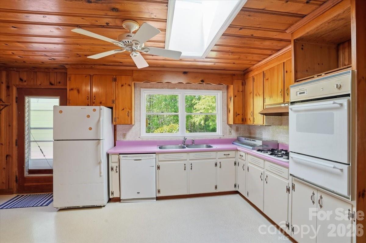 160 Denton Street - Photo 12