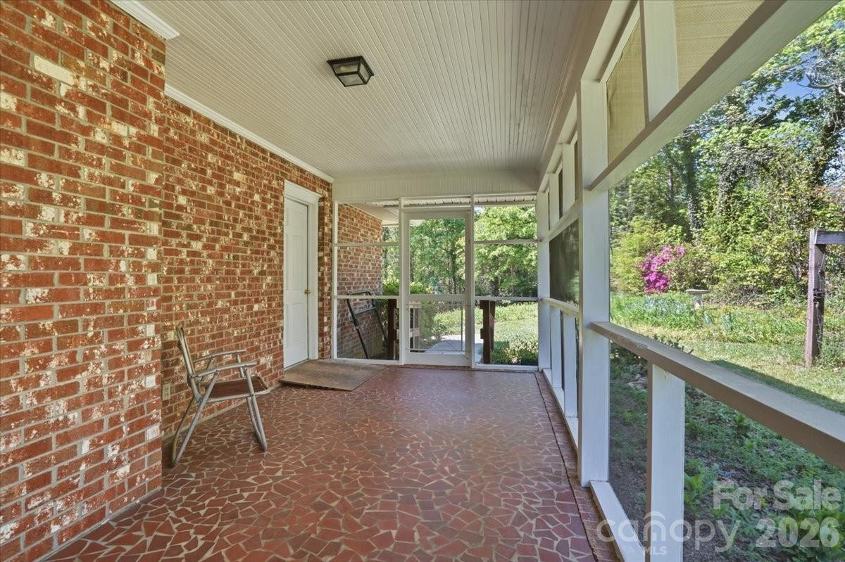 160 Denton Street - Photo 23