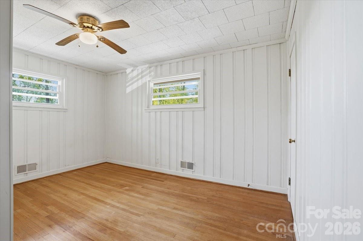 160 Denton Street - Photo 5