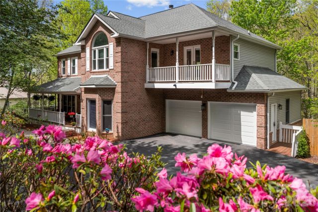 483 Heather Marie Drive, Hendersonville, NC, 28792