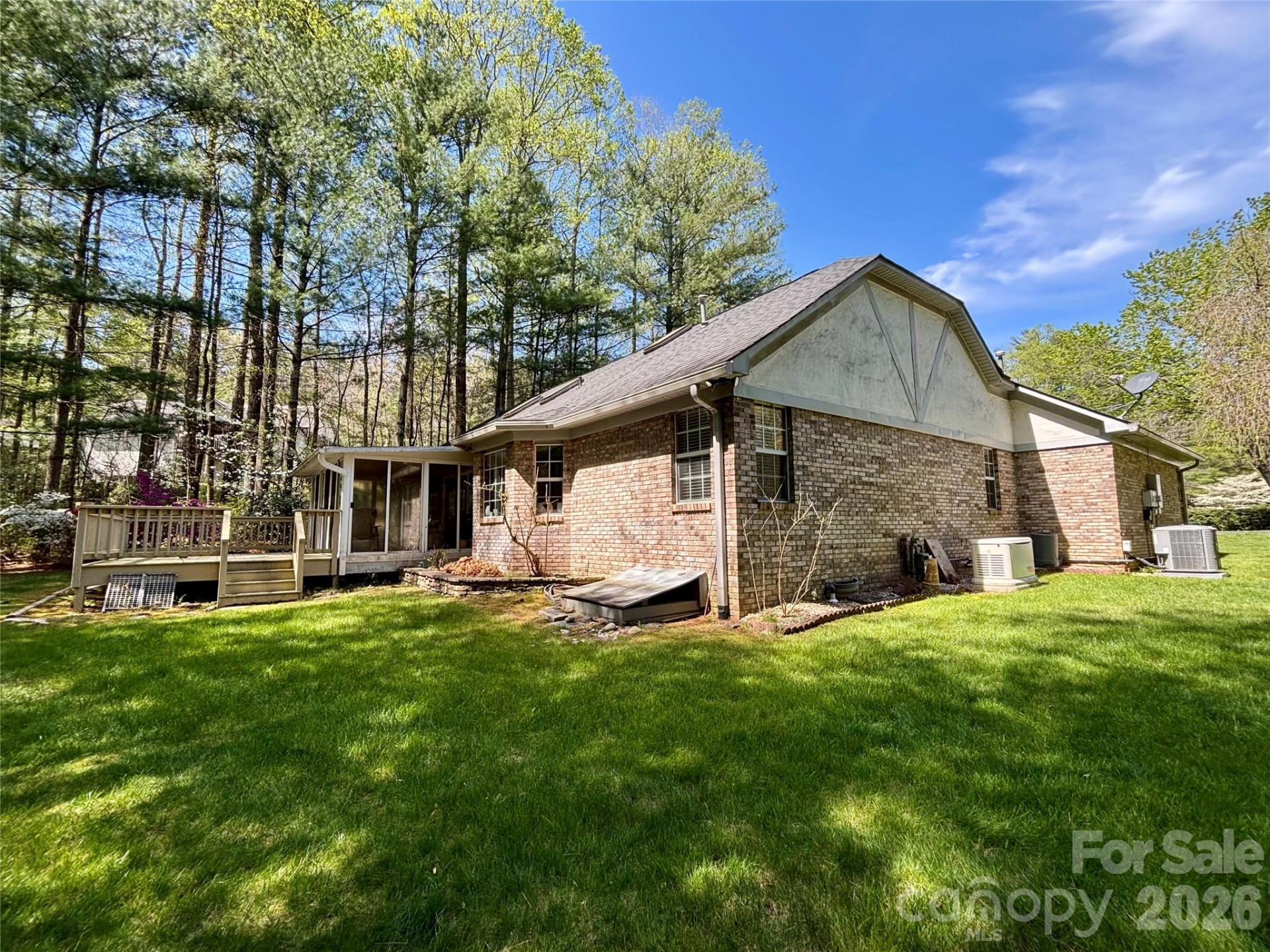 3011 Essex Court - Photo 2