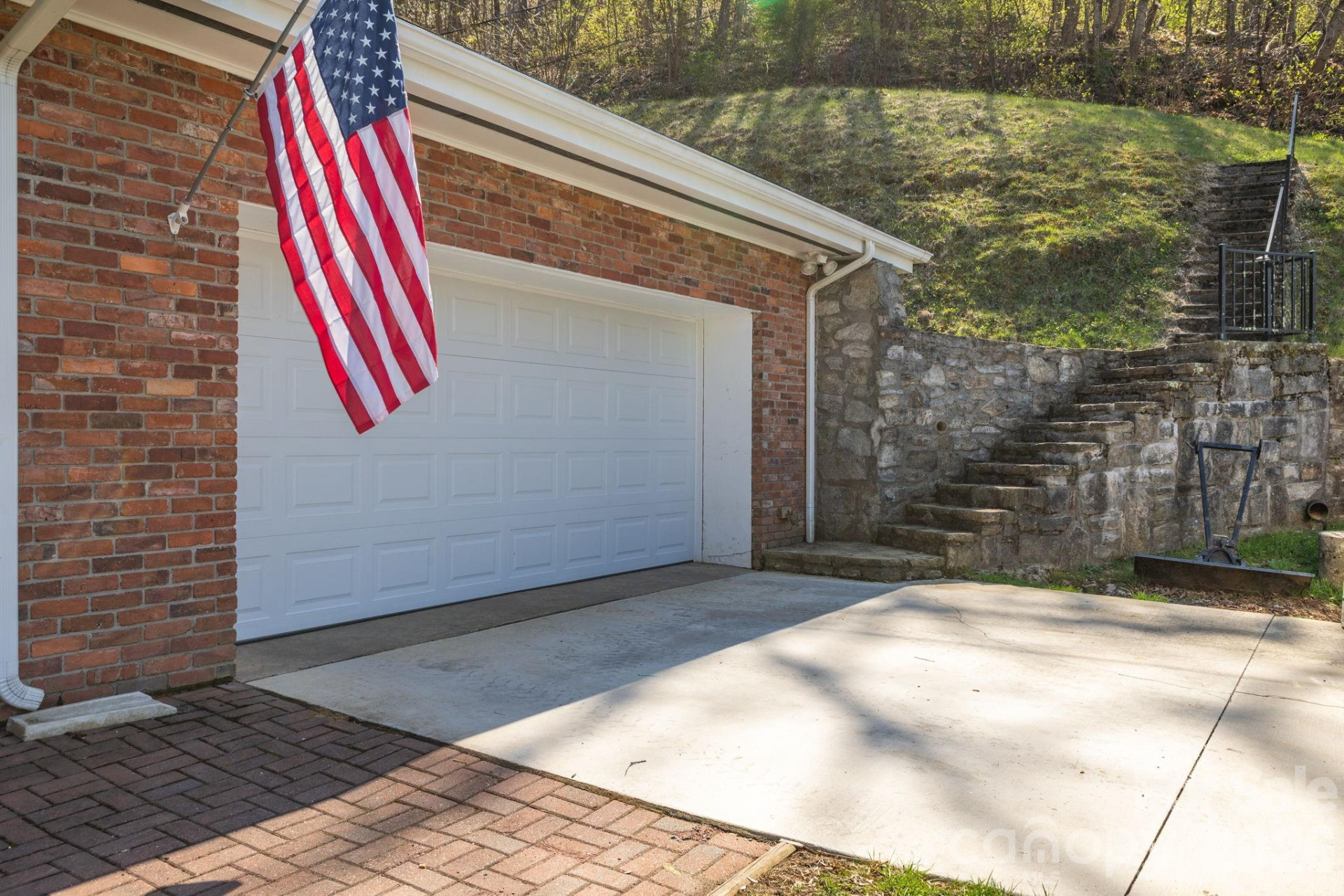 87 Rockwood Road - Photo 3