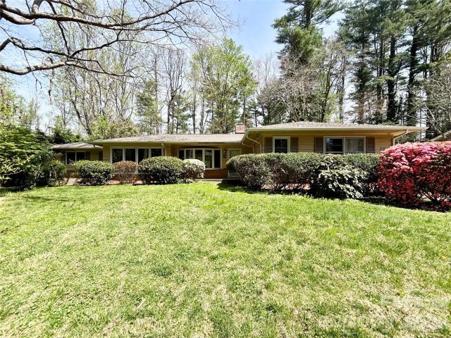 2732 Holly Hill Drive, Hendersonville, NC, 28791