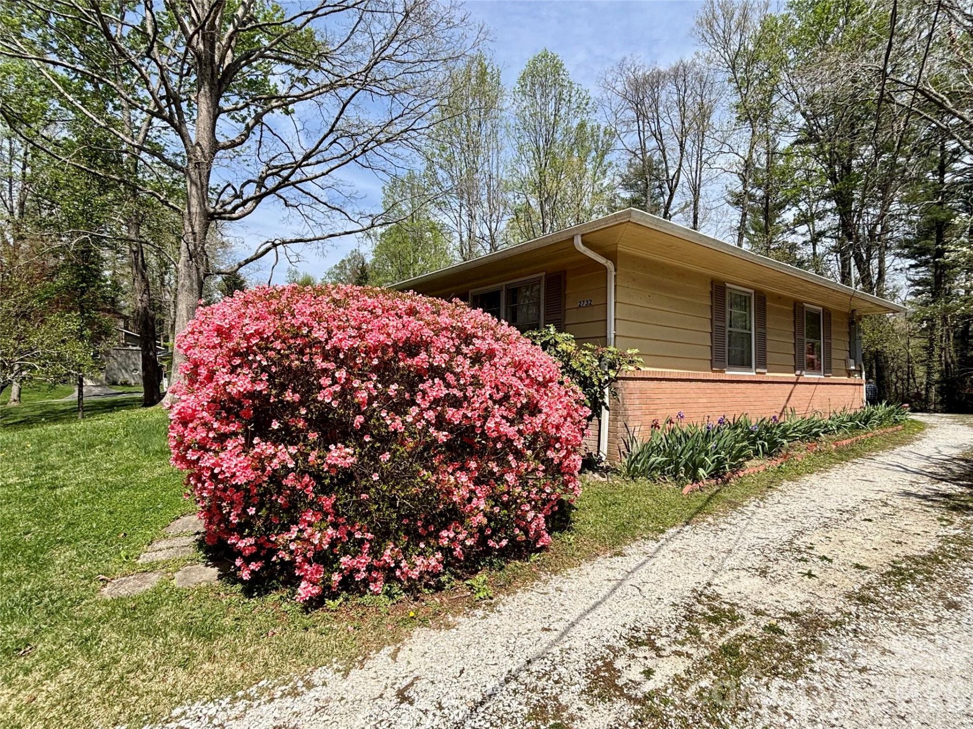 2732 Holly Hill Drive - Photo 13