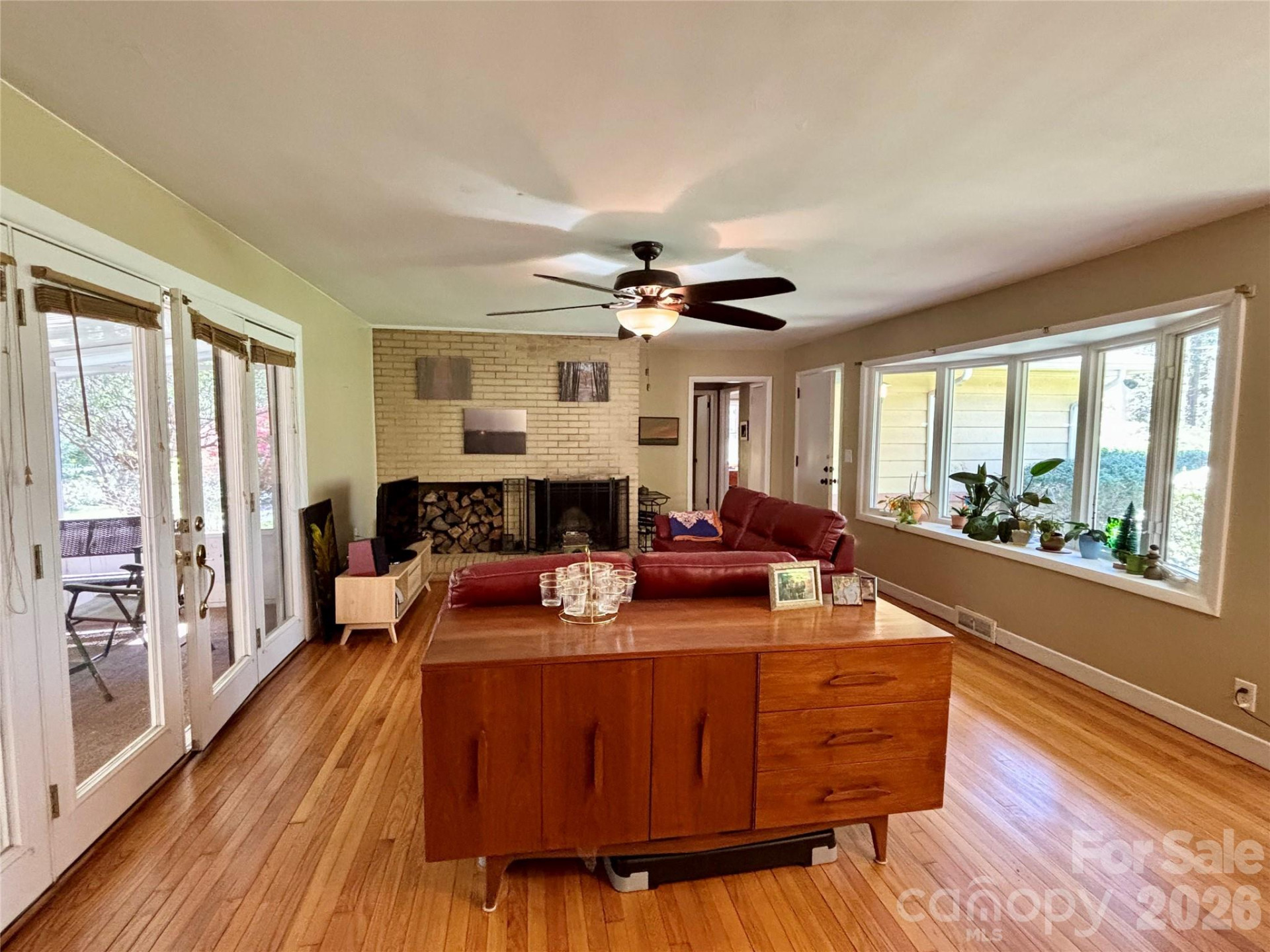 2732 Holly Hill Drive - Photo 3