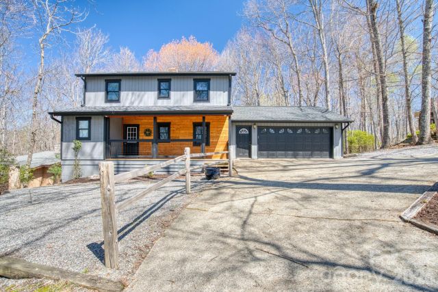 46 Wahuhu Court, Brevard, NC, 28712