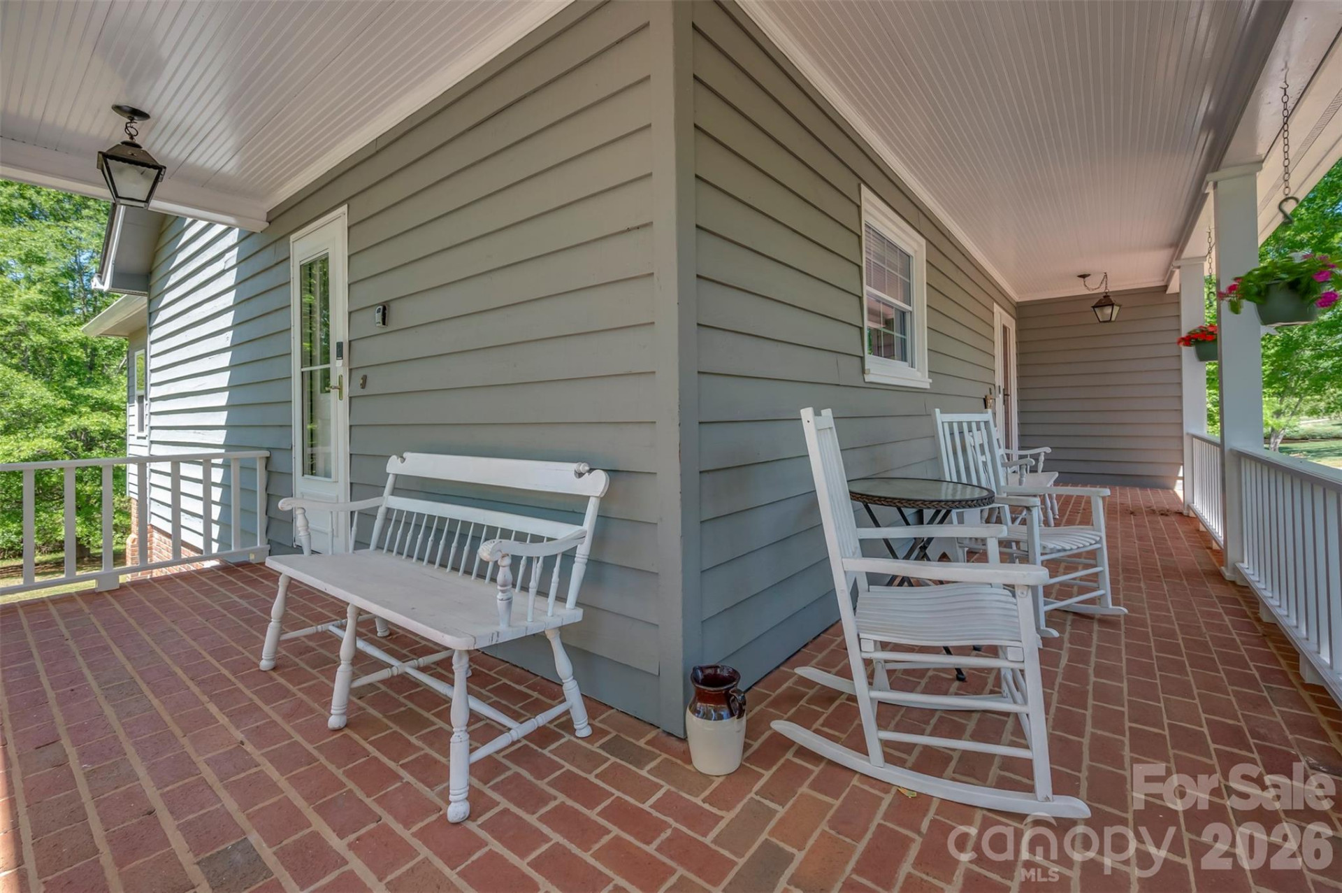 138 Blue Ridge Drive - Photo 4