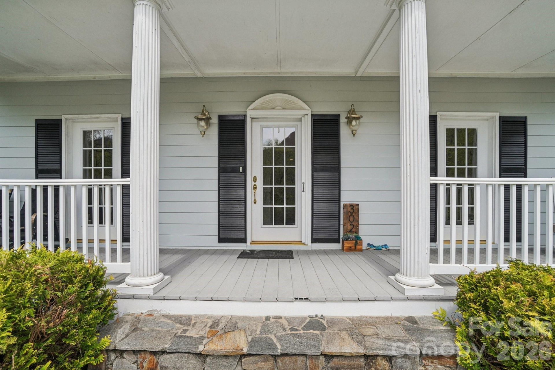 302 Davy Crockett Drive - Photo 3