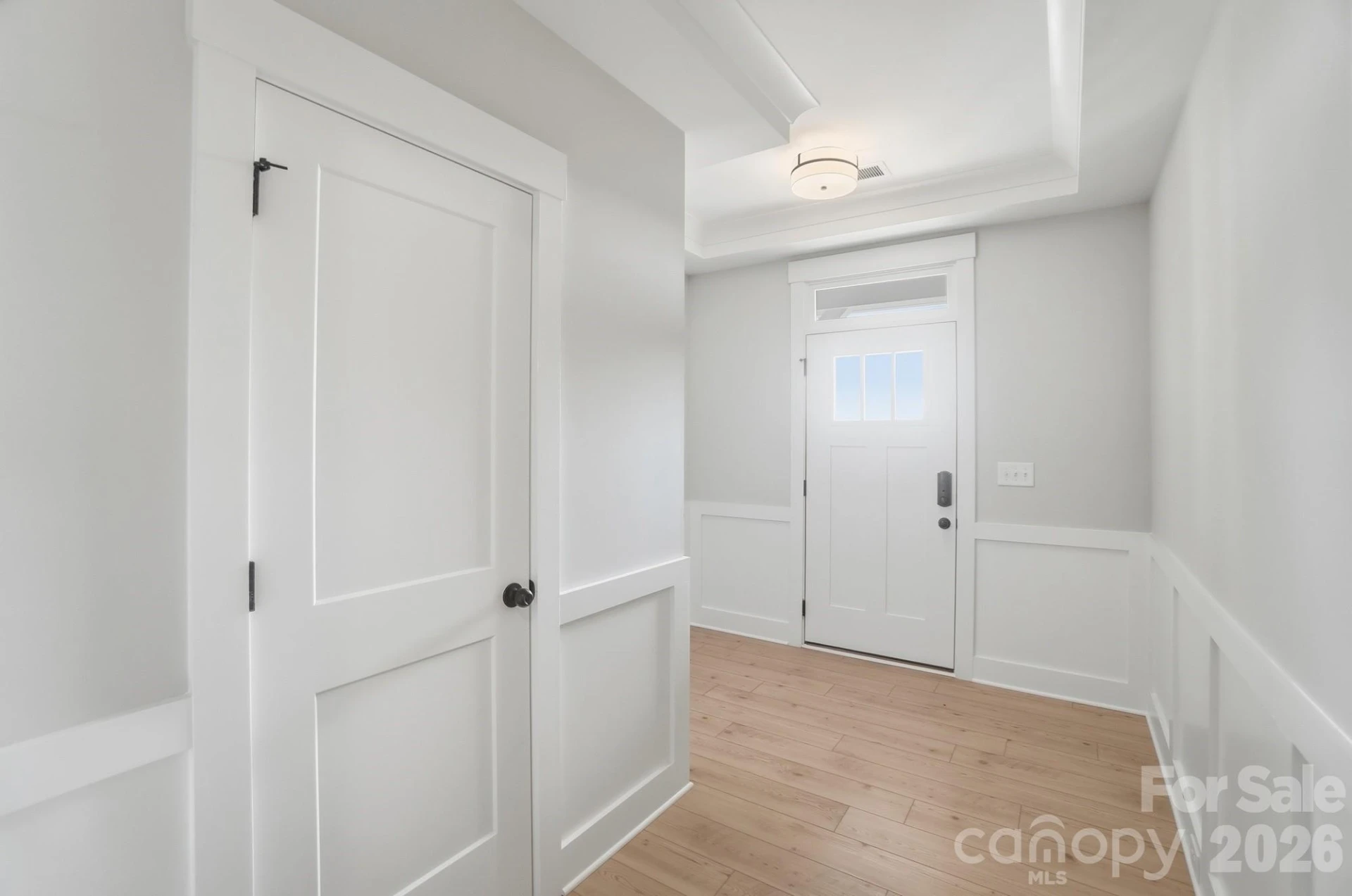 211 Viburnum Road - Photo 4