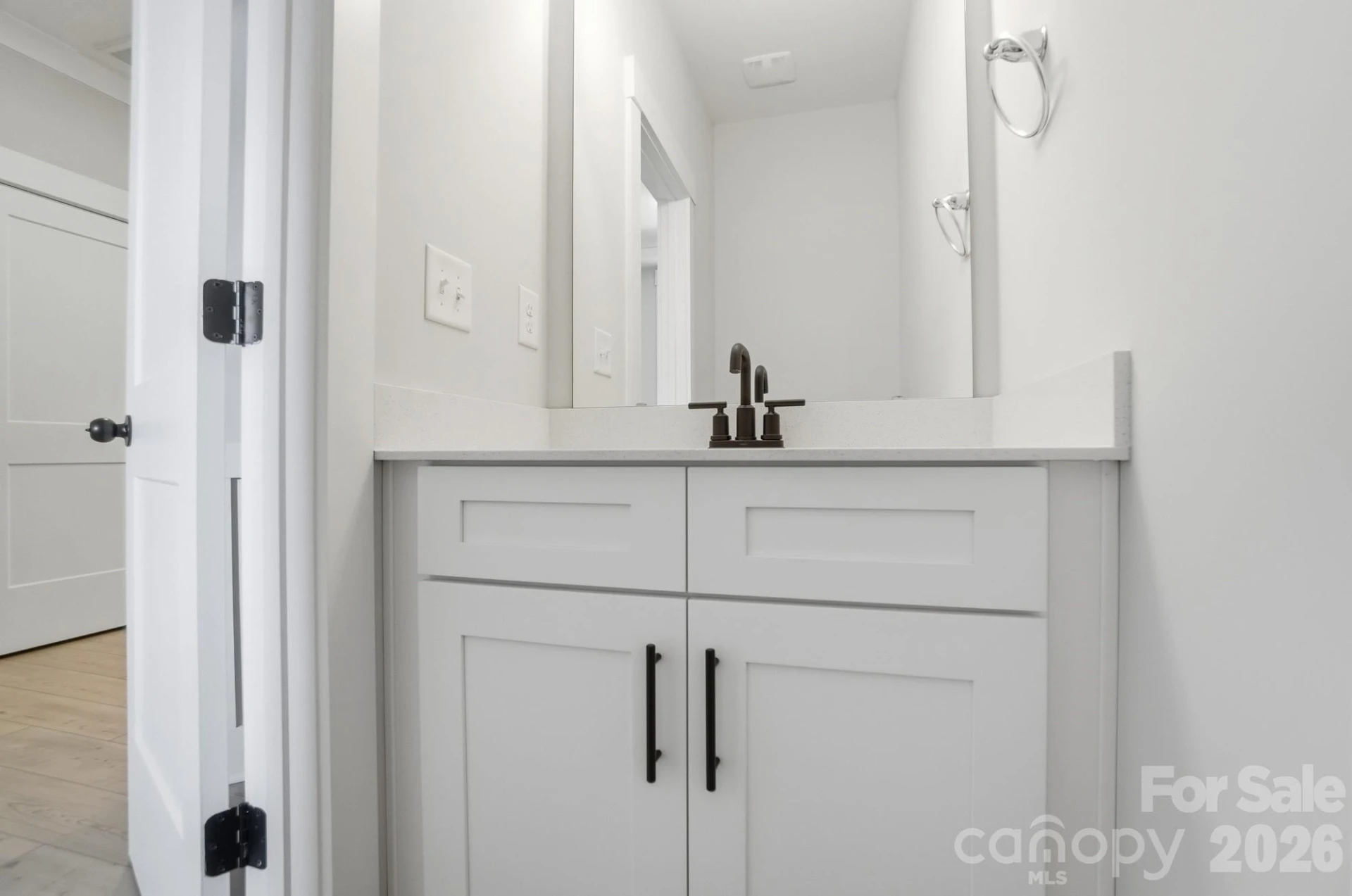 211 Viburnum Road - Photo 5