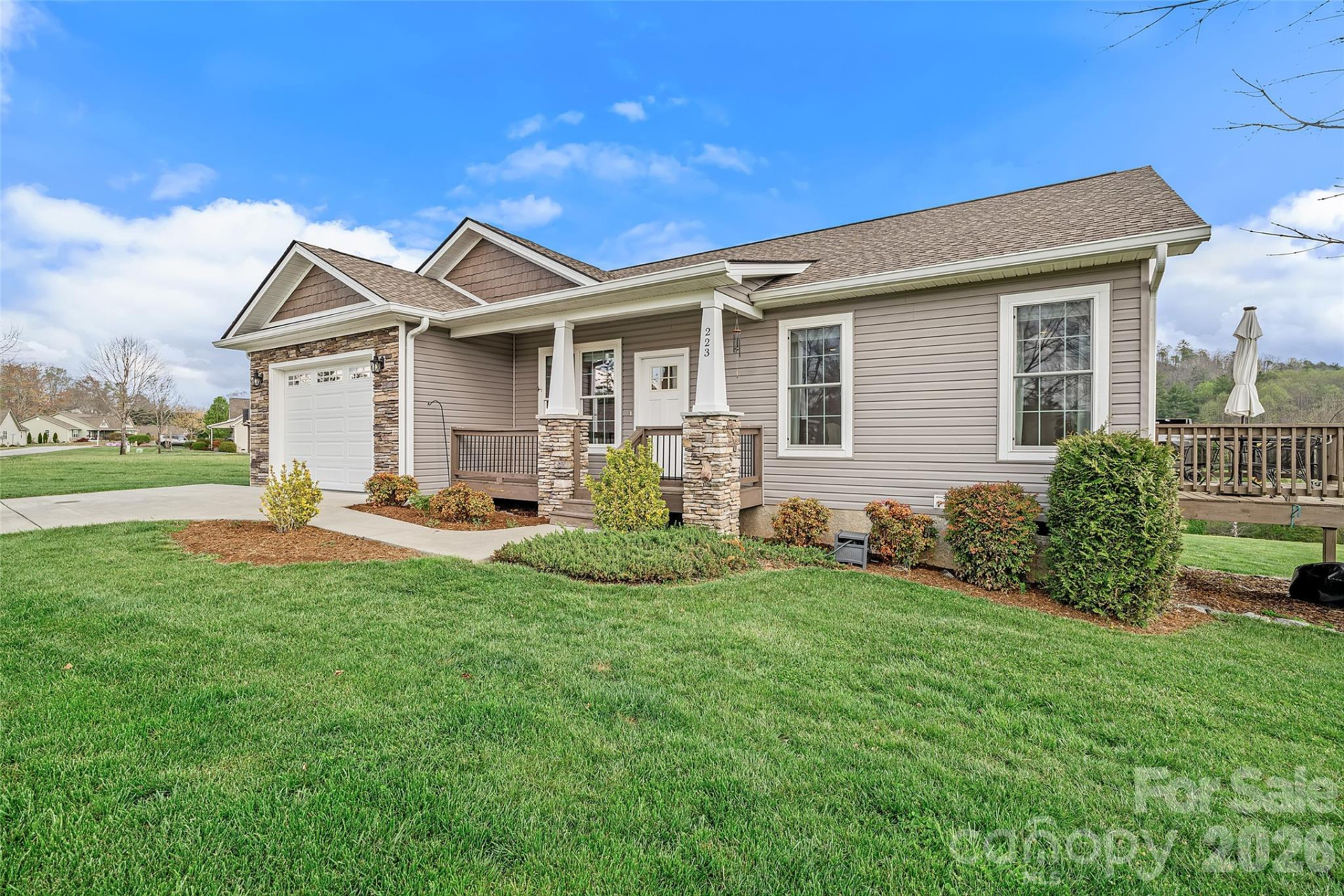 223 River Breeze Lane - Photo 2