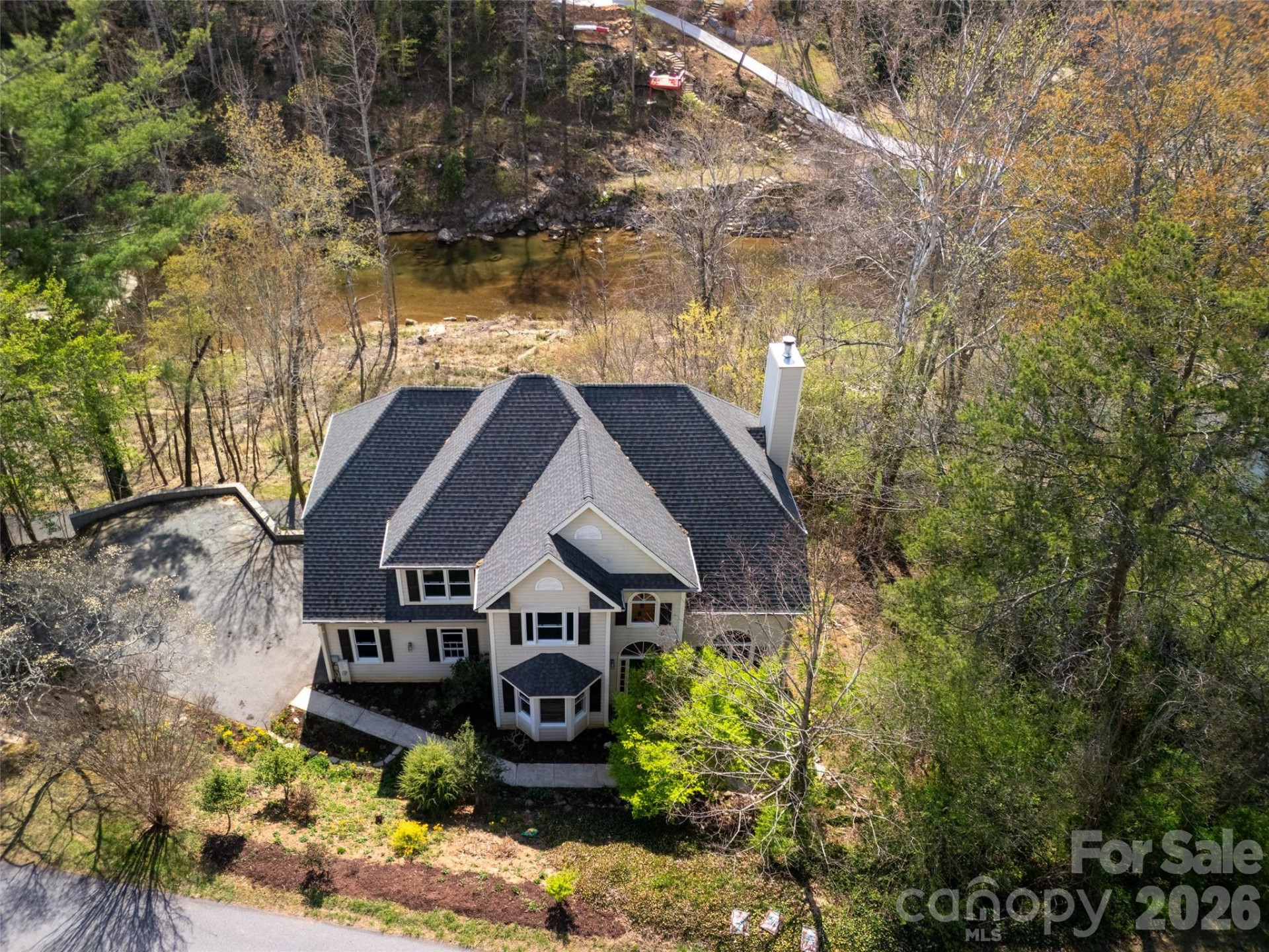 39 Eastmoor Drive - Photo 2
